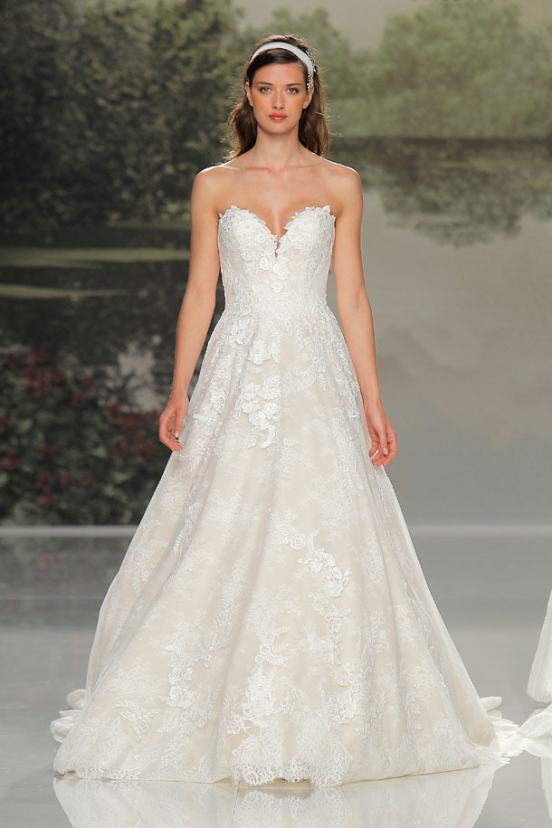 ilovebrides.pt Studio St. Patrick 2018 Barcelona Bridal Fashion Week 2017